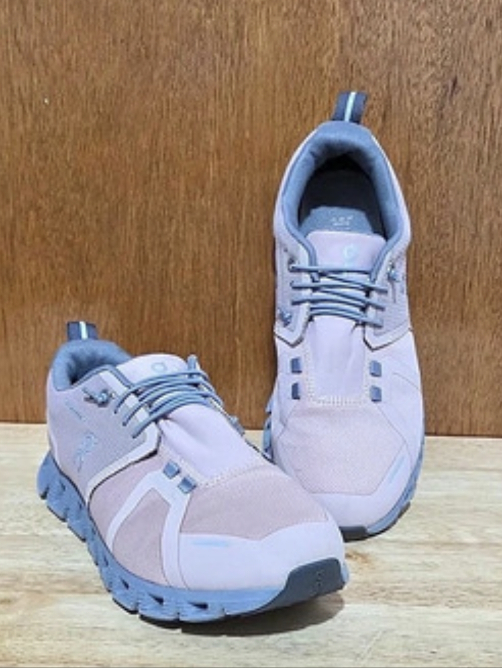On Cloud 5 Women's  Running Waterproof Sneakers Rose Fossil Athletic Size 7